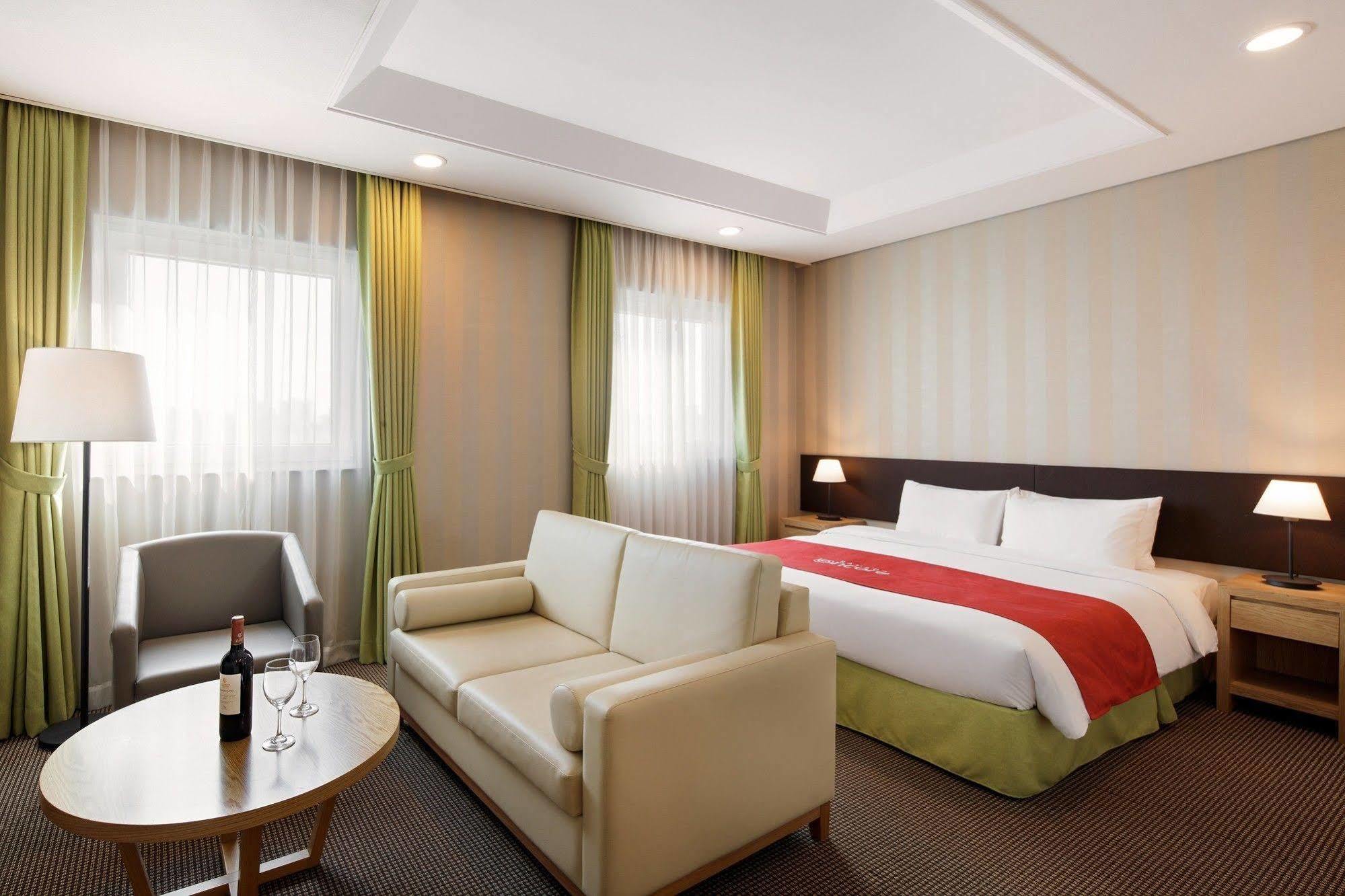 Hotel Ramada Encore By Wyndham Dongdaemun