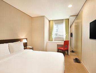 Ramada Encore By Wyndham Dongdaemun 4*