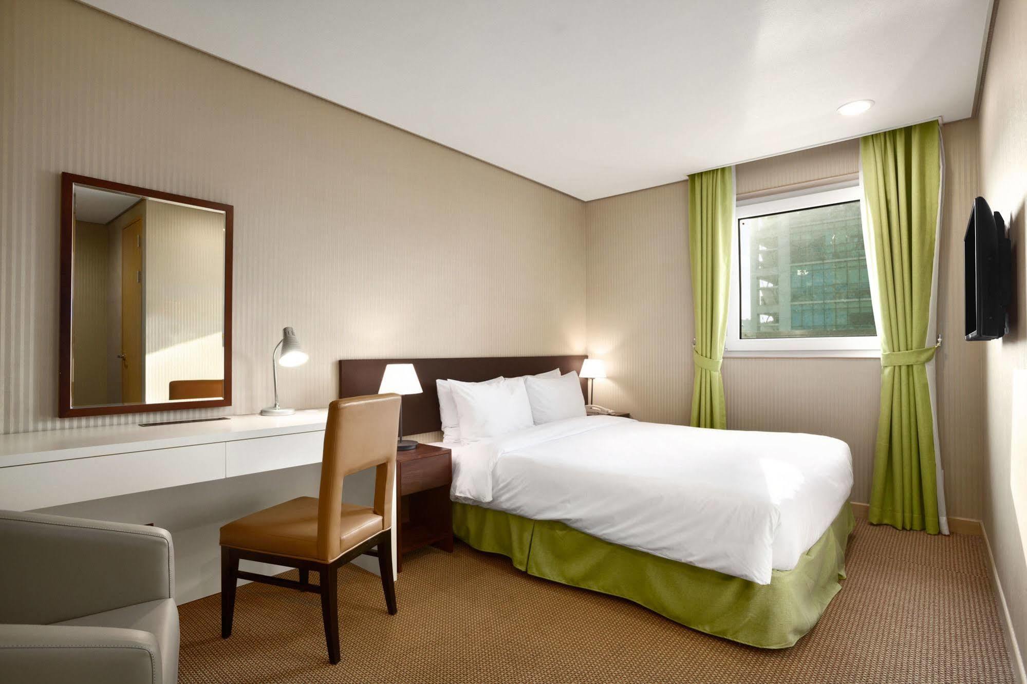 Ramada Encore By Wyndham Dongdaemun Seoul